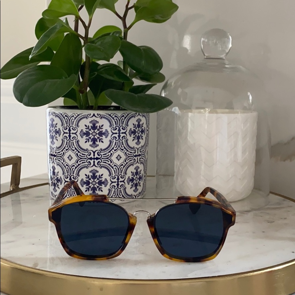 DIOR Abstract Sunglasses - Picture 3 of 11